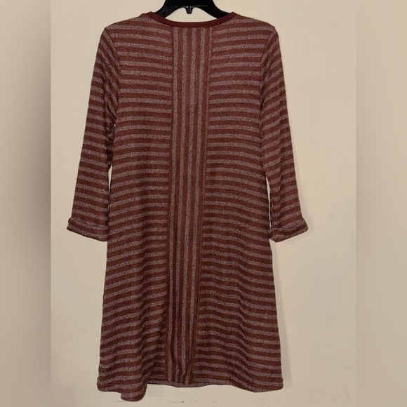 Simply Noelle Brown Striped 3/4 Sleeves Dress - Picture 4 of 8